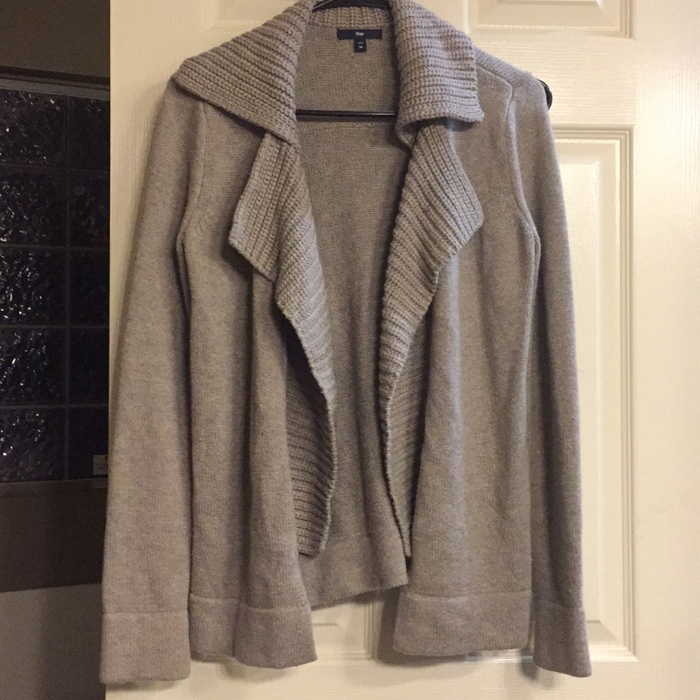 Gap waterfall cardigan oatmeal tan color Xs